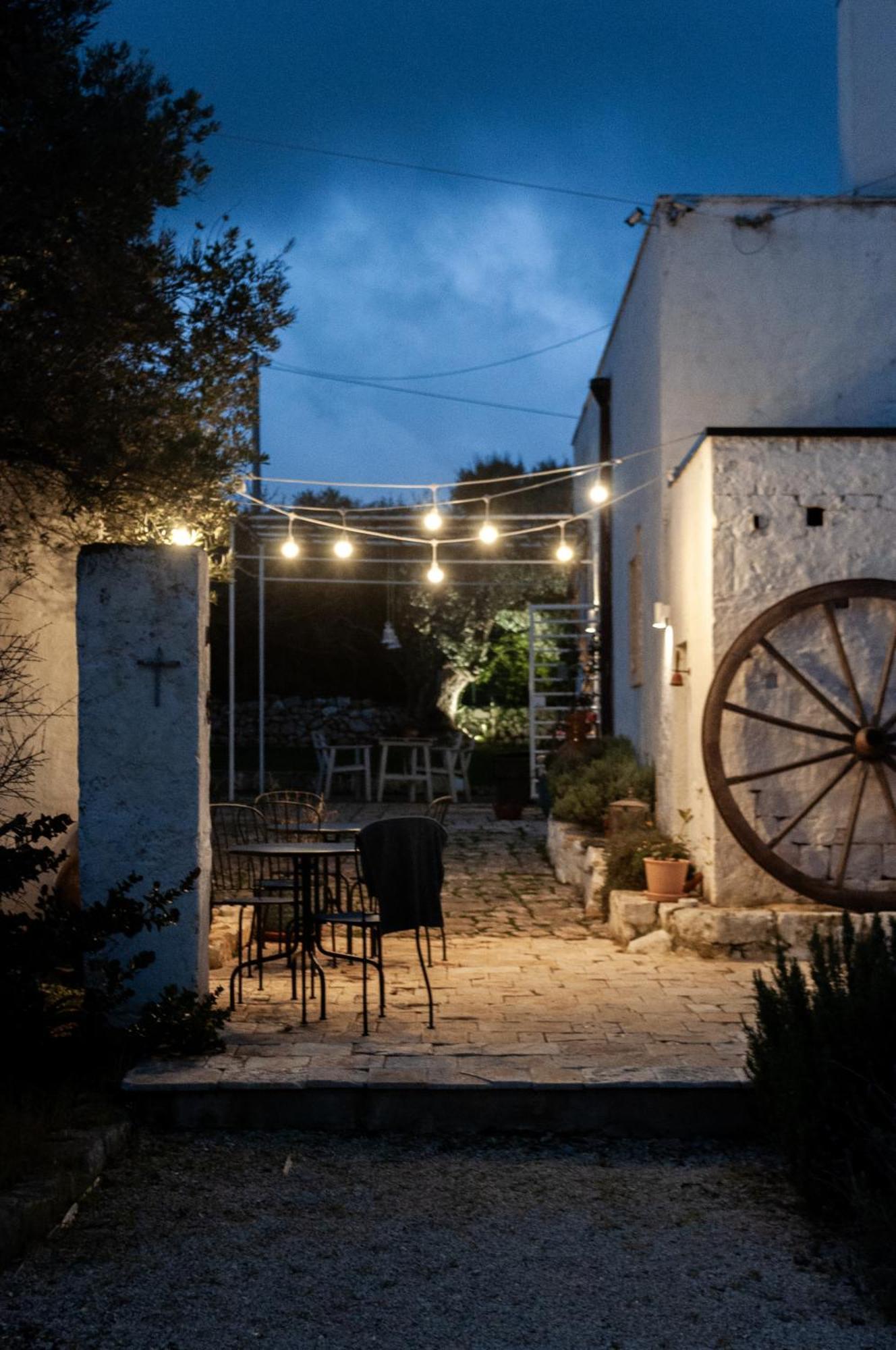 モノーポリ Casale Petrarolo Bed & Breakfast エクステリア 写真