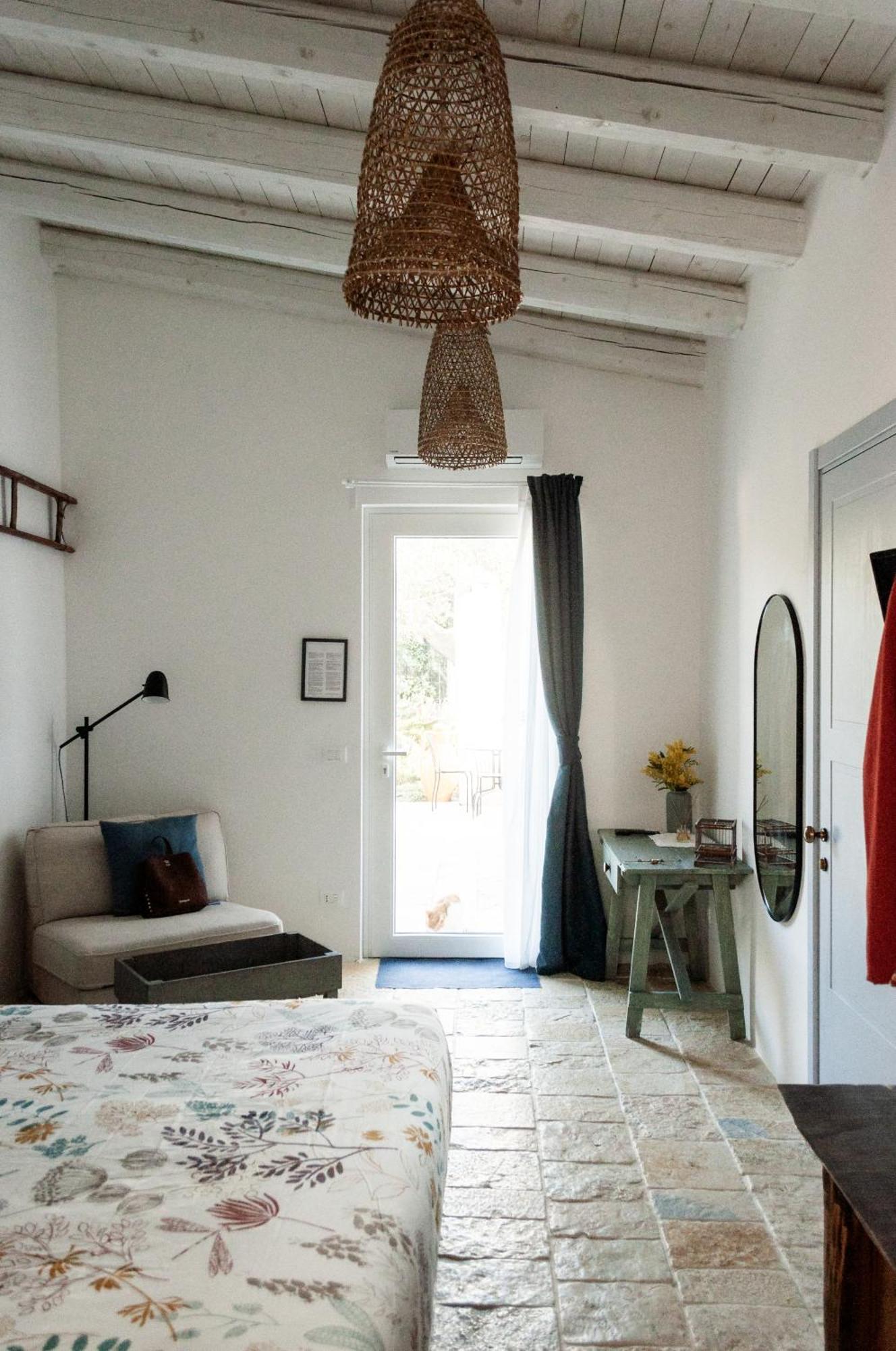 モノーポリ Casale Petrarolo Bed & Breakfast エクステリア 写真