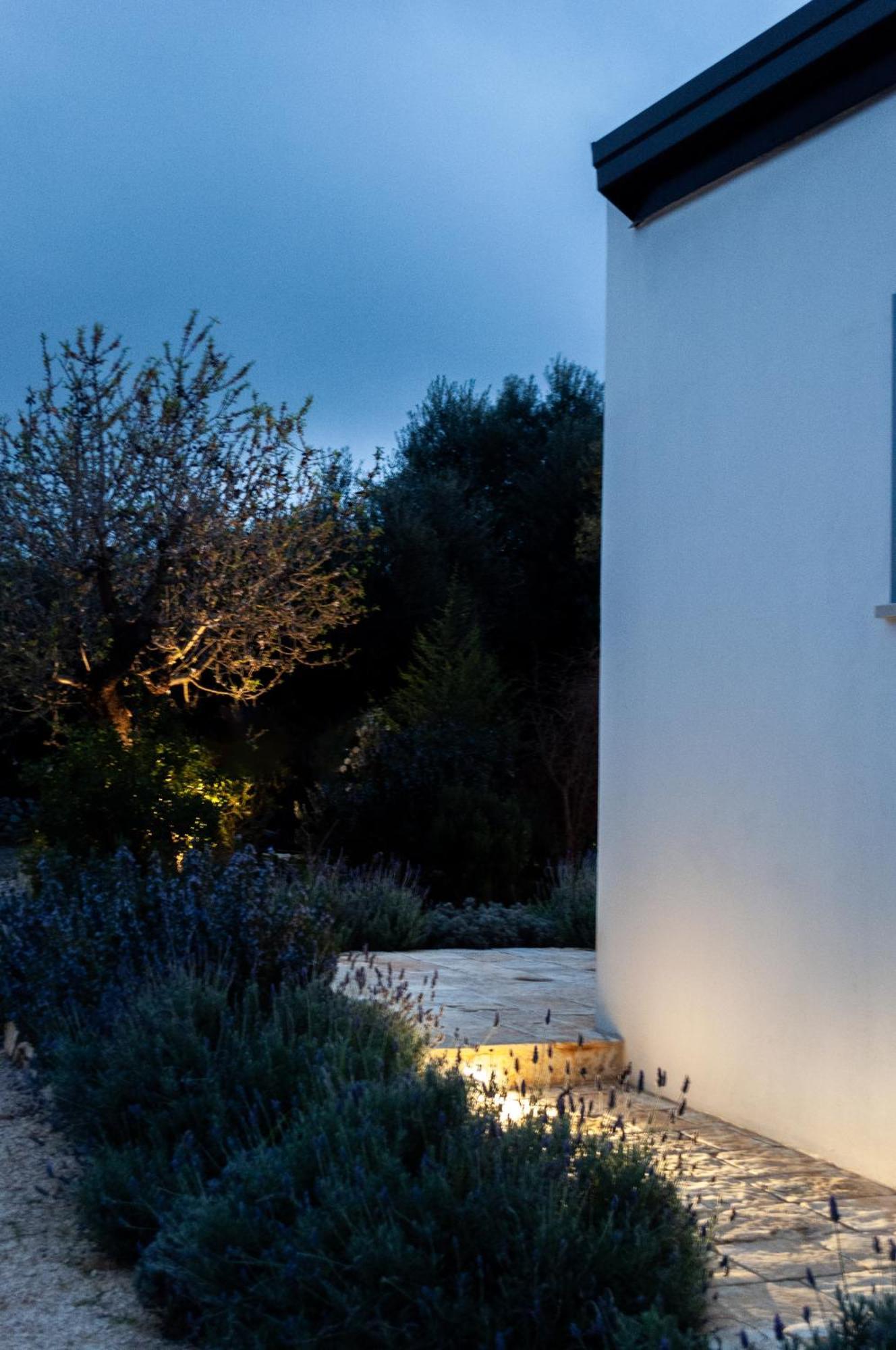 モノーポリ Casale Petrarolo Bed & Breakfast エクステリア 写真